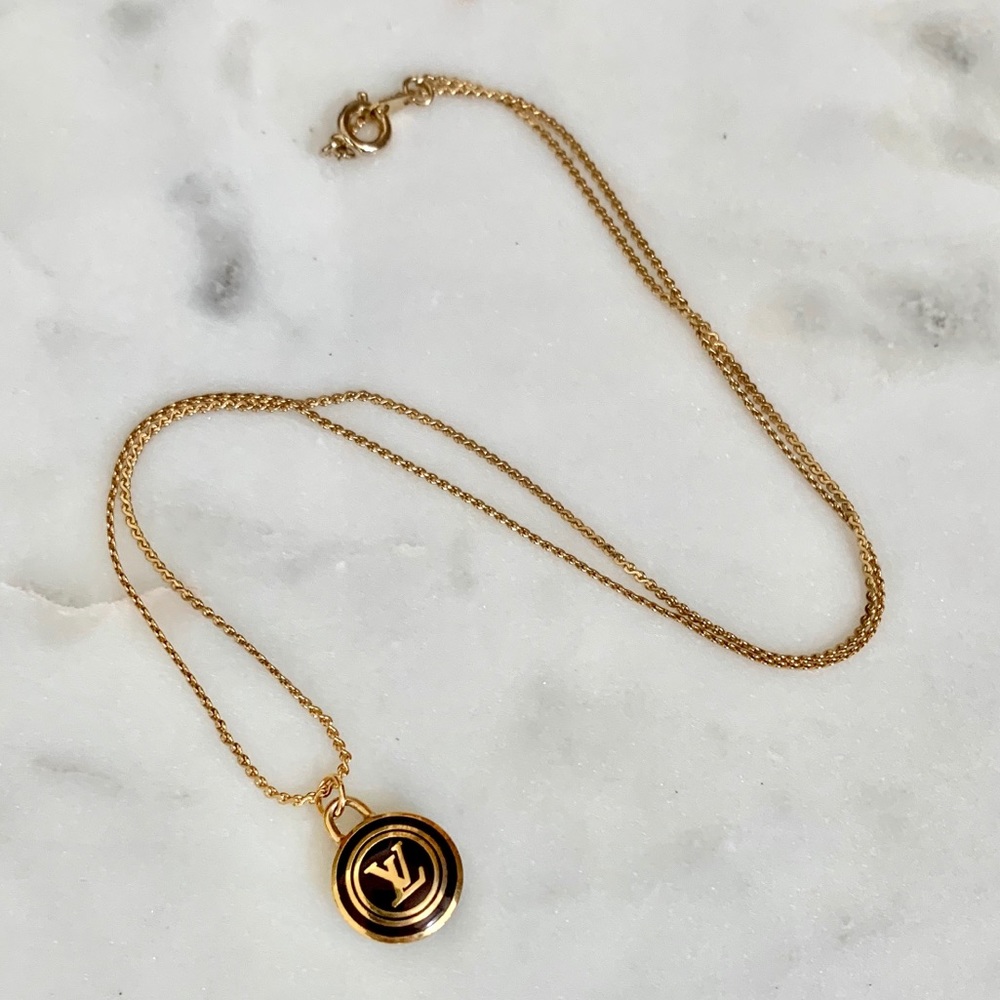 🌟Authentic Louis Vuitton Necklace🌟